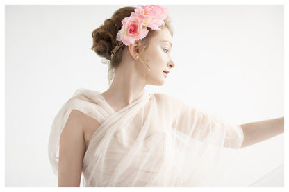 The diaphane Flower Girl 